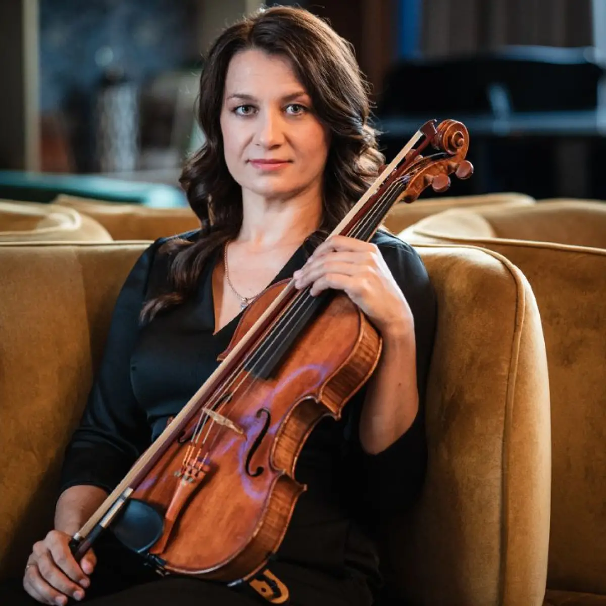 Németh-Izsák Ilona - brácsa, szólamvezető Németh-Izsák Ilona - brácsa, szólamvezető